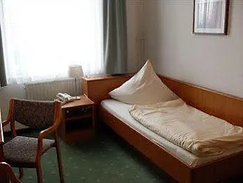 Gaestehaus Edelweiss Affittacamere Bad Nenndorf